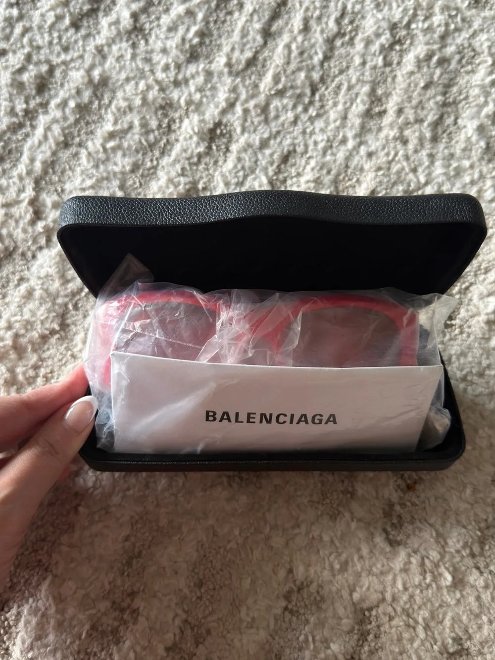 Balenciaga Unisex Sunglasses - Picture 7 of 7